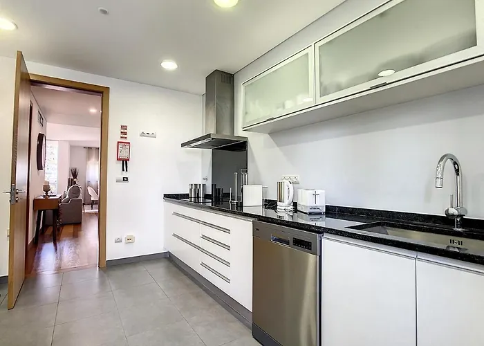 Frui By Atlantic فونشال