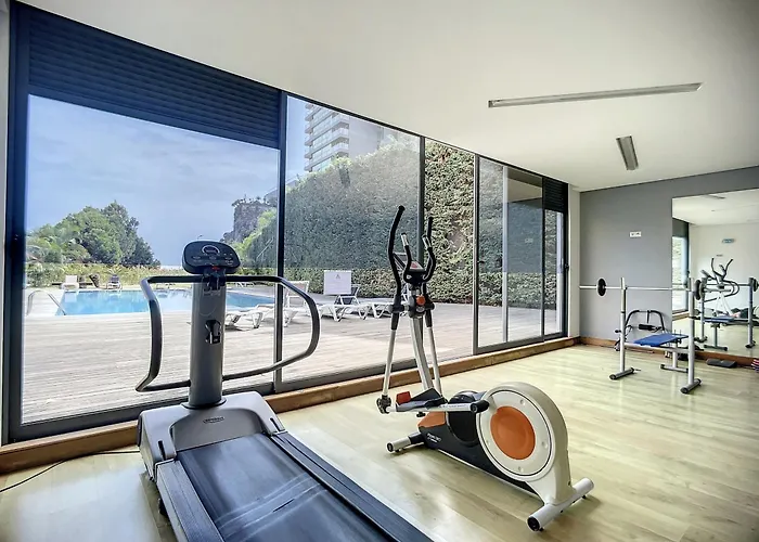 Frui By Atlantic * فونشال